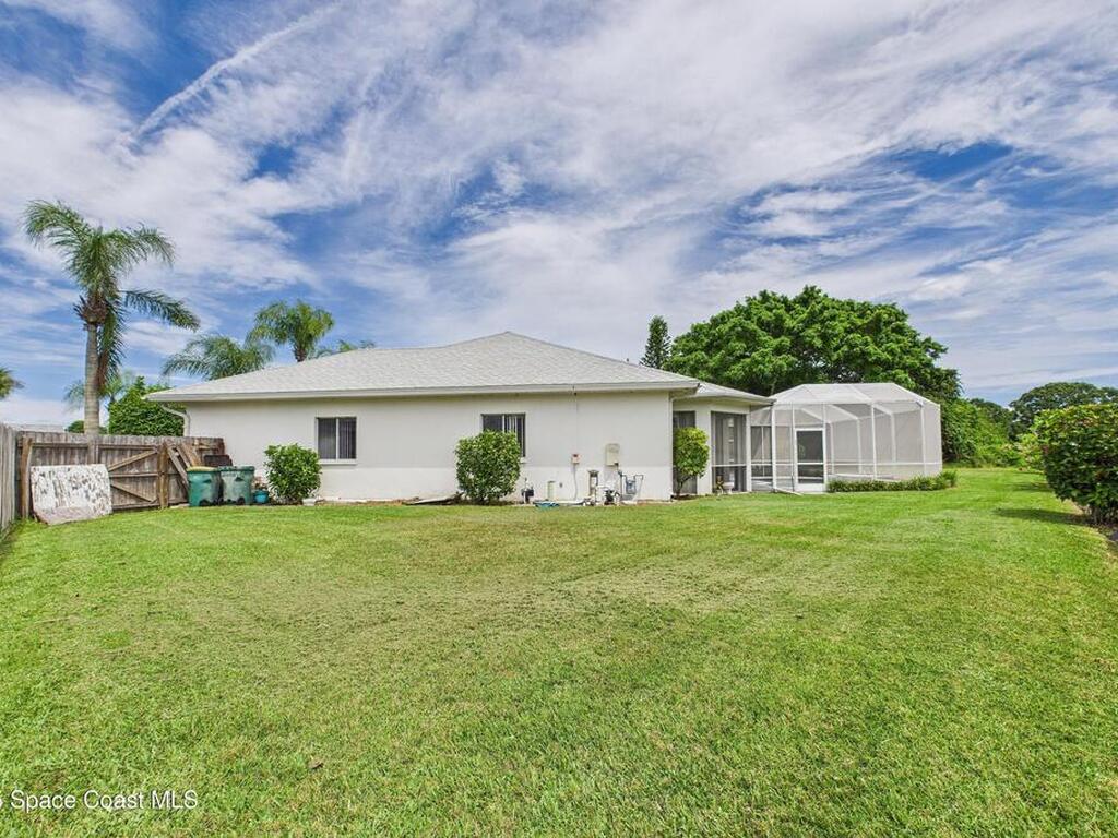 1927 Slone Boulevard, Melbourne, FL 32935