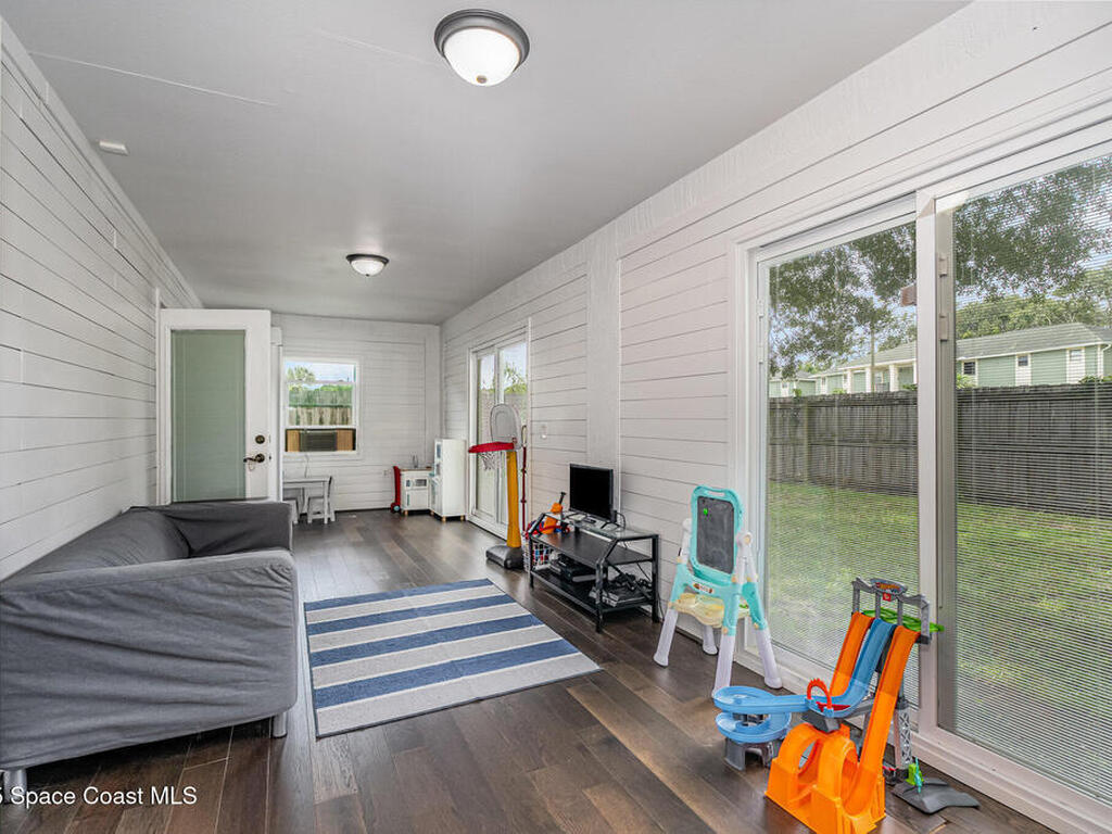2279 Myla Lane, Melbourne, FL 32935