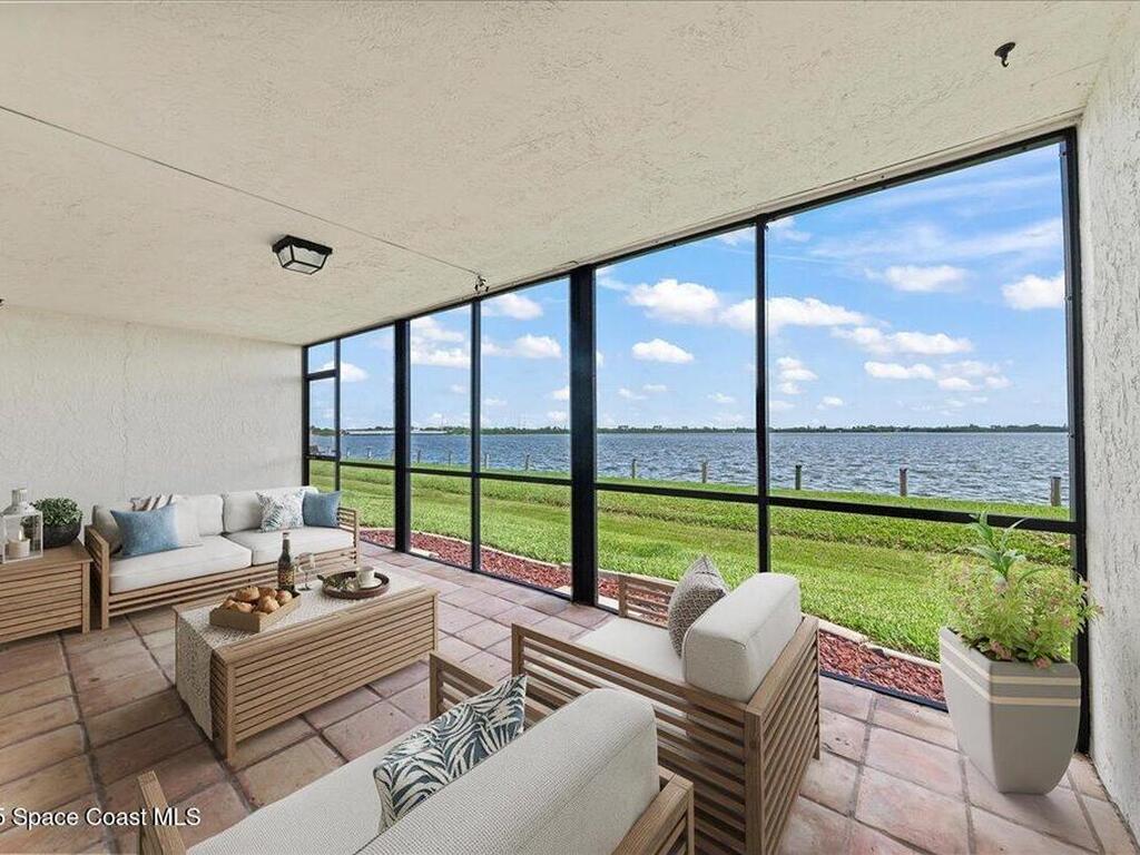 250 S Sykes Creek Parkway, Merritt Island, FL 32952