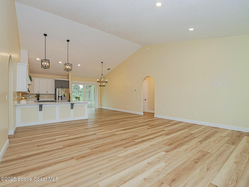 7780 92nd Avenue, Vero Beach, FL 32967