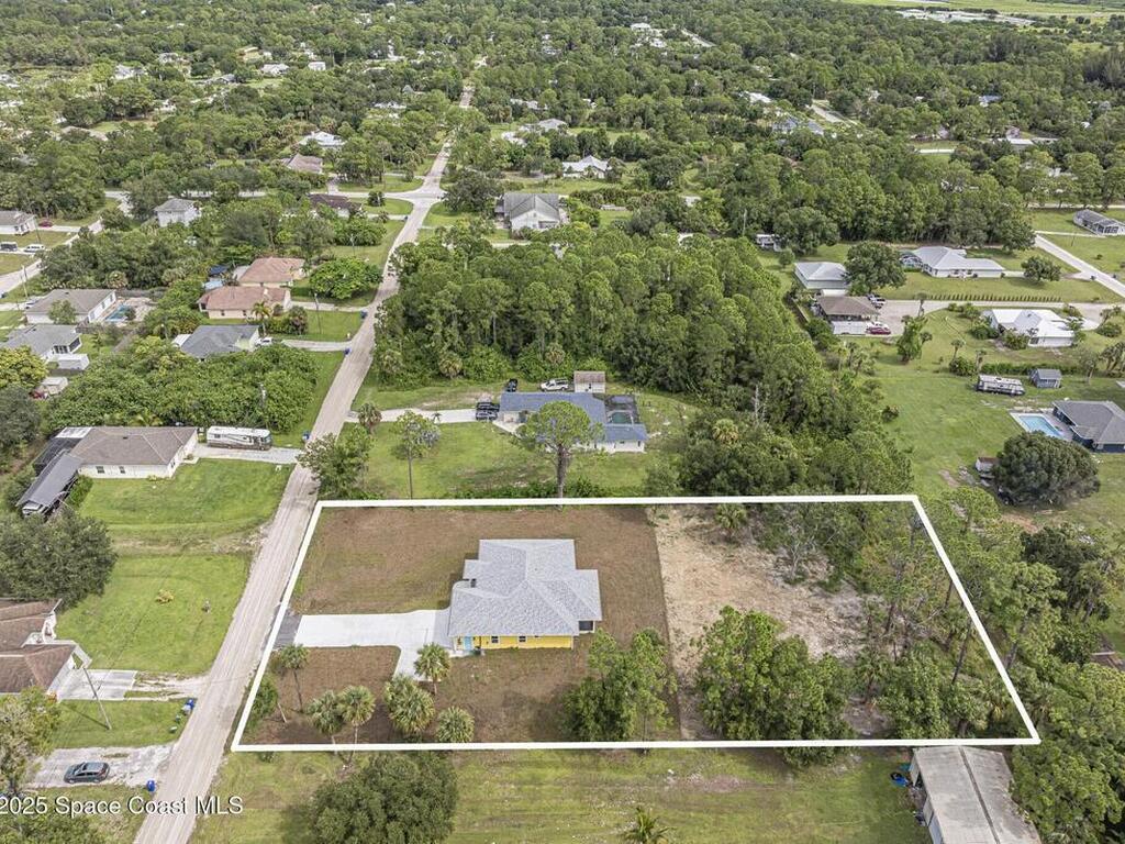 7780 92nd Avenue, Vero Beach, FL 32967