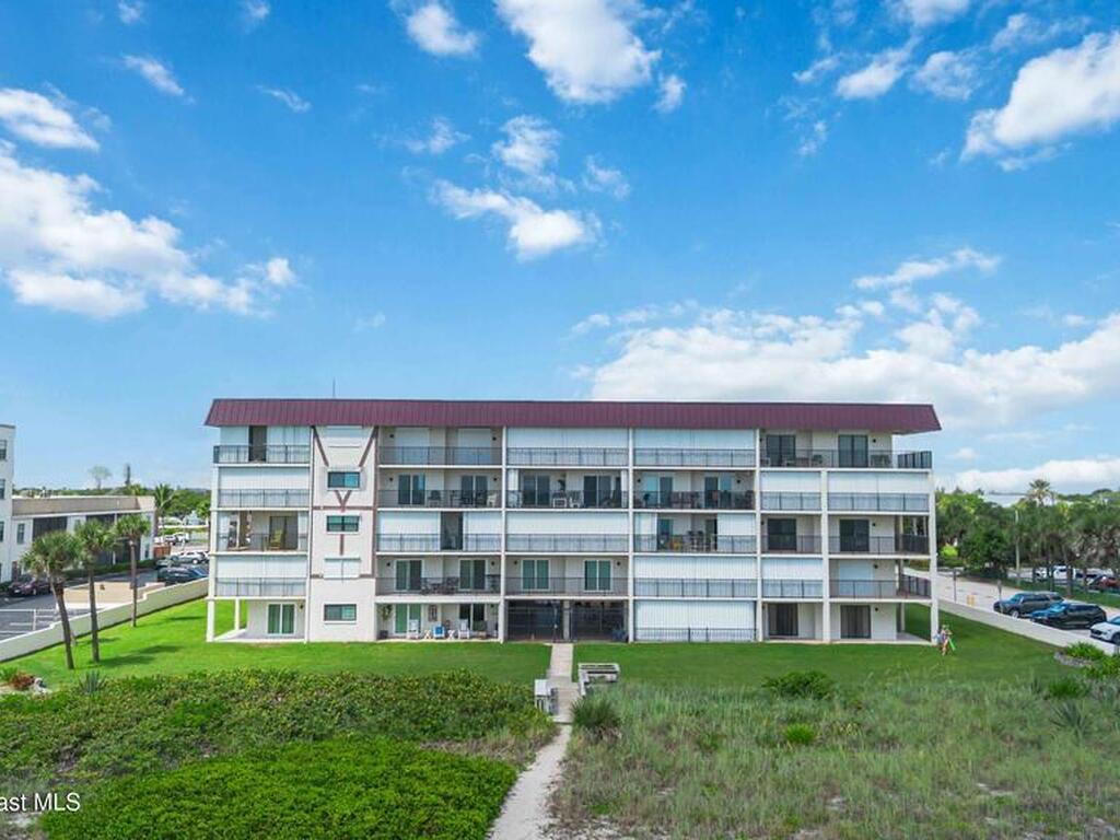 383 N Atlantic Avenue, Cocoa Beach, FL 32931