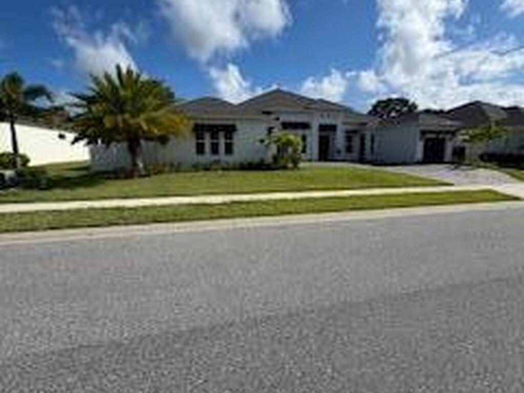 1085 Aranceto Circle, Merritt Island, FL 32952