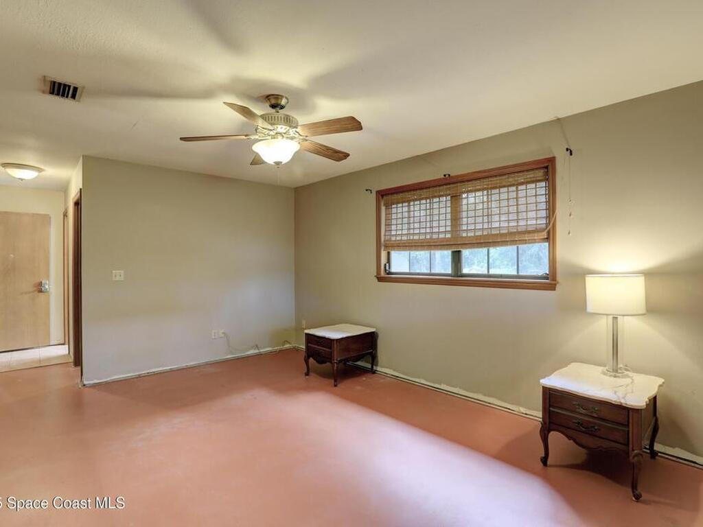 8211 93rd Avenue, Vero Beach, FL 32967