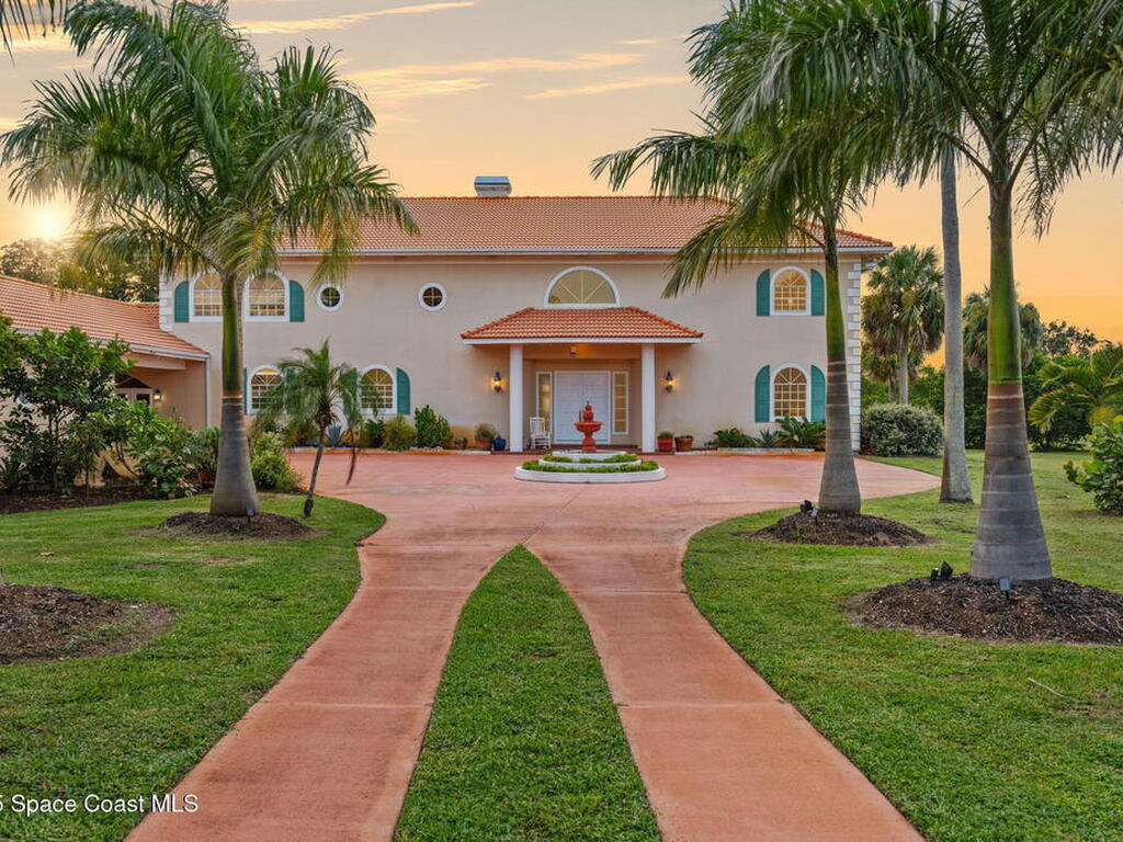 6007 N Tropical Trail, Merritt Island, FL 32953