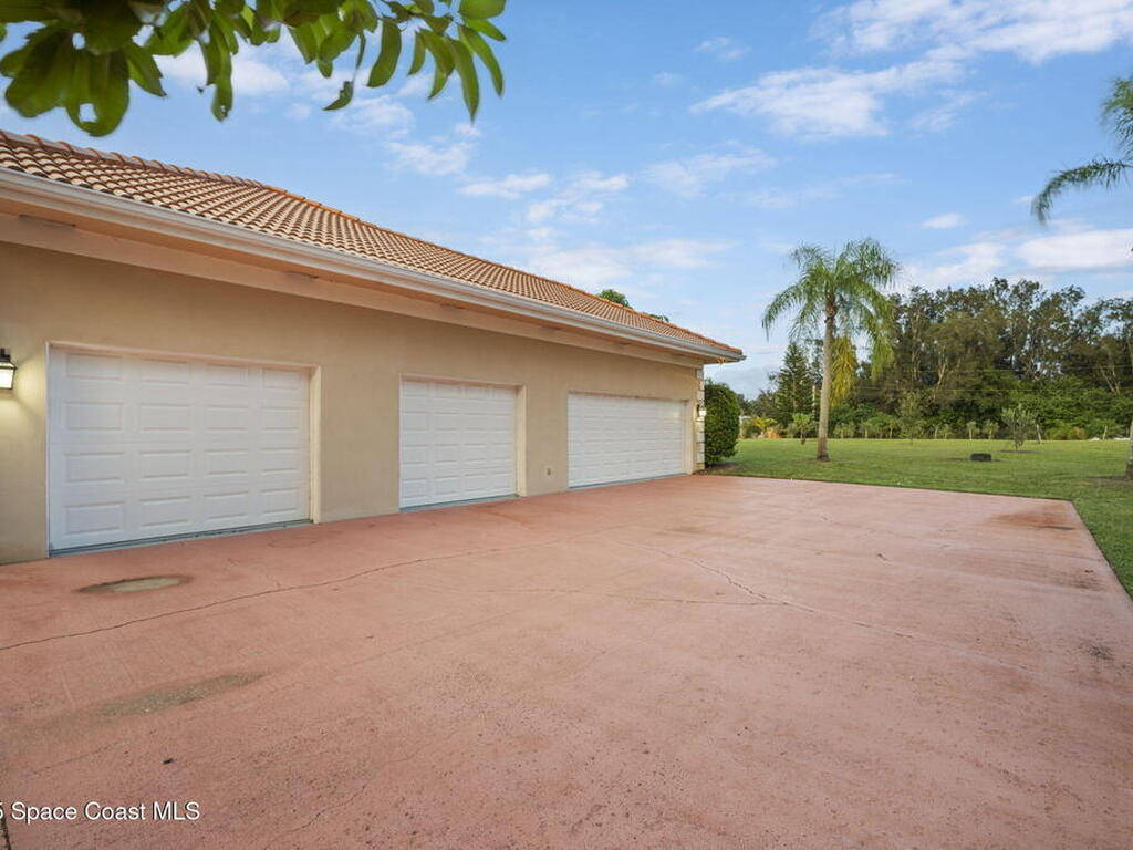 6007 N Tropical Trail, Merritt Island, FL 32953