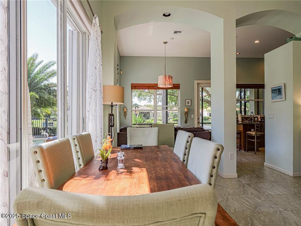9325 E Maiden Court, Vero Beach, FL 32963