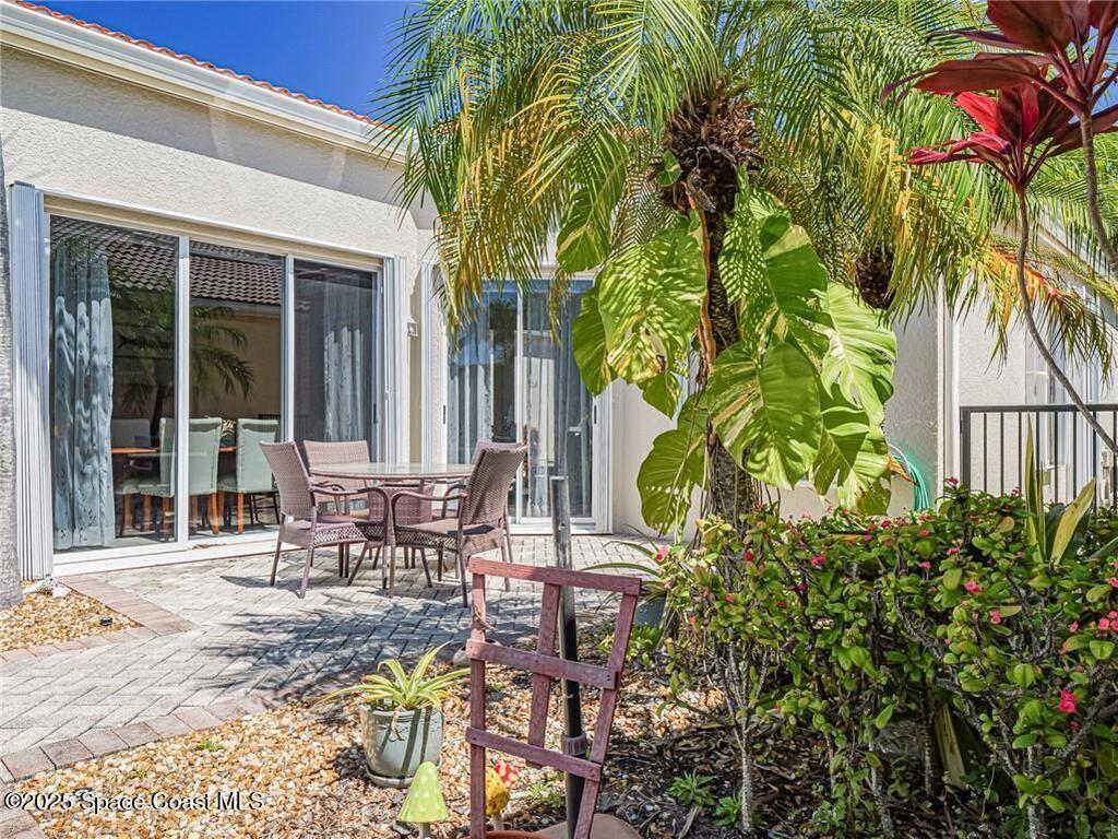 9325 E Maiden Court, Vero Beach, FL 32963
