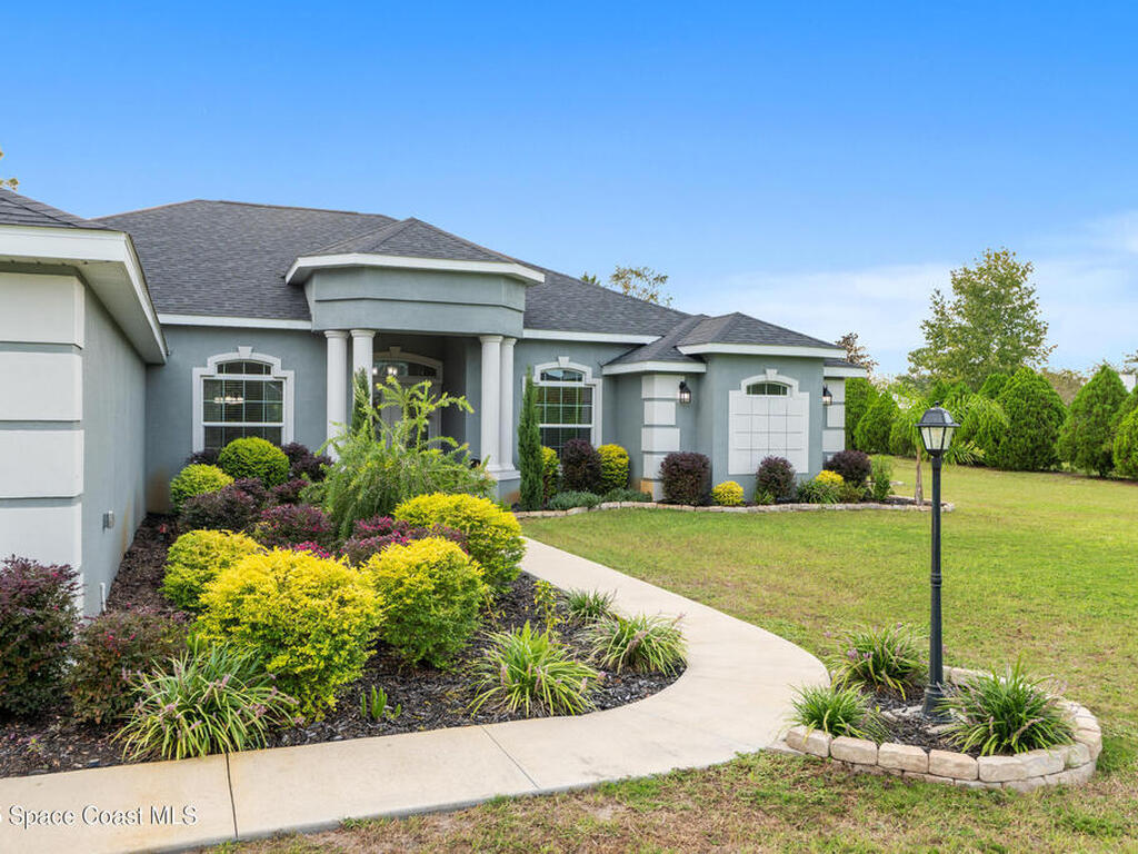 5450 NE 61st Avenue Road, Silver Springs, FL 34488