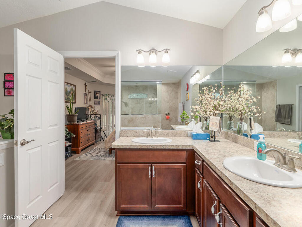 5450 NE 61st Avenue Road, Silver Springs, FL 34488