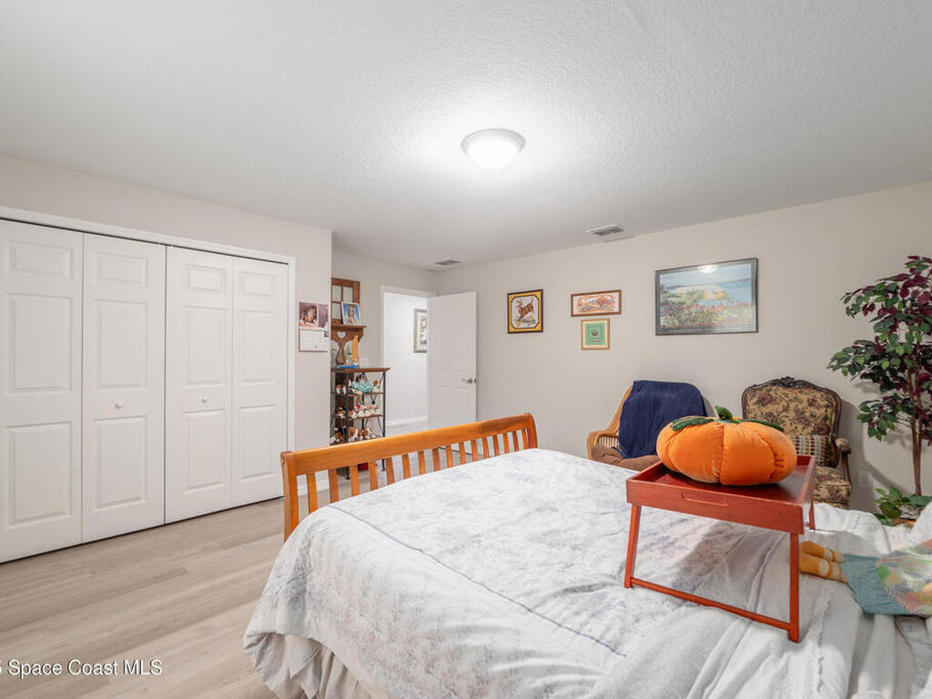 5450 NE 61st Avenue Road, Silver Springs, FL 34488