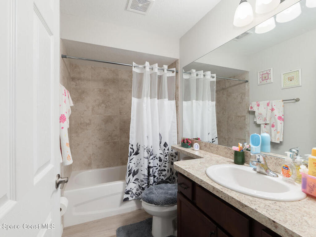 5450 NE 61st Avenue Road, Silver Springs, FL 34488