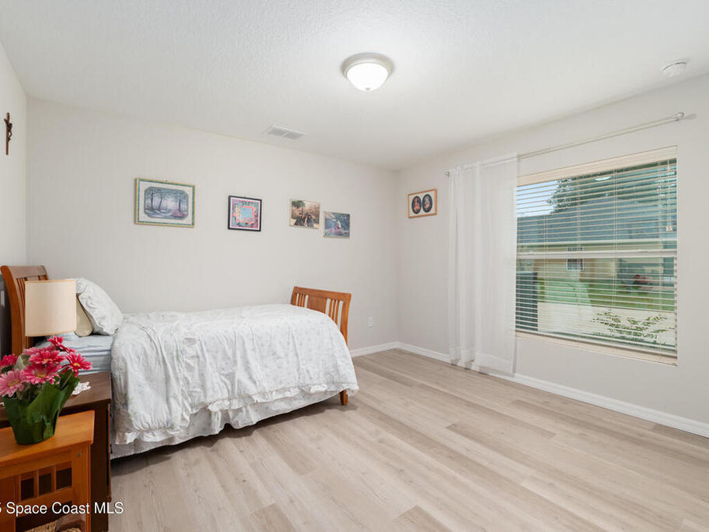 5450 NE 61st Avenue Road, Silver Springs, FL 34488