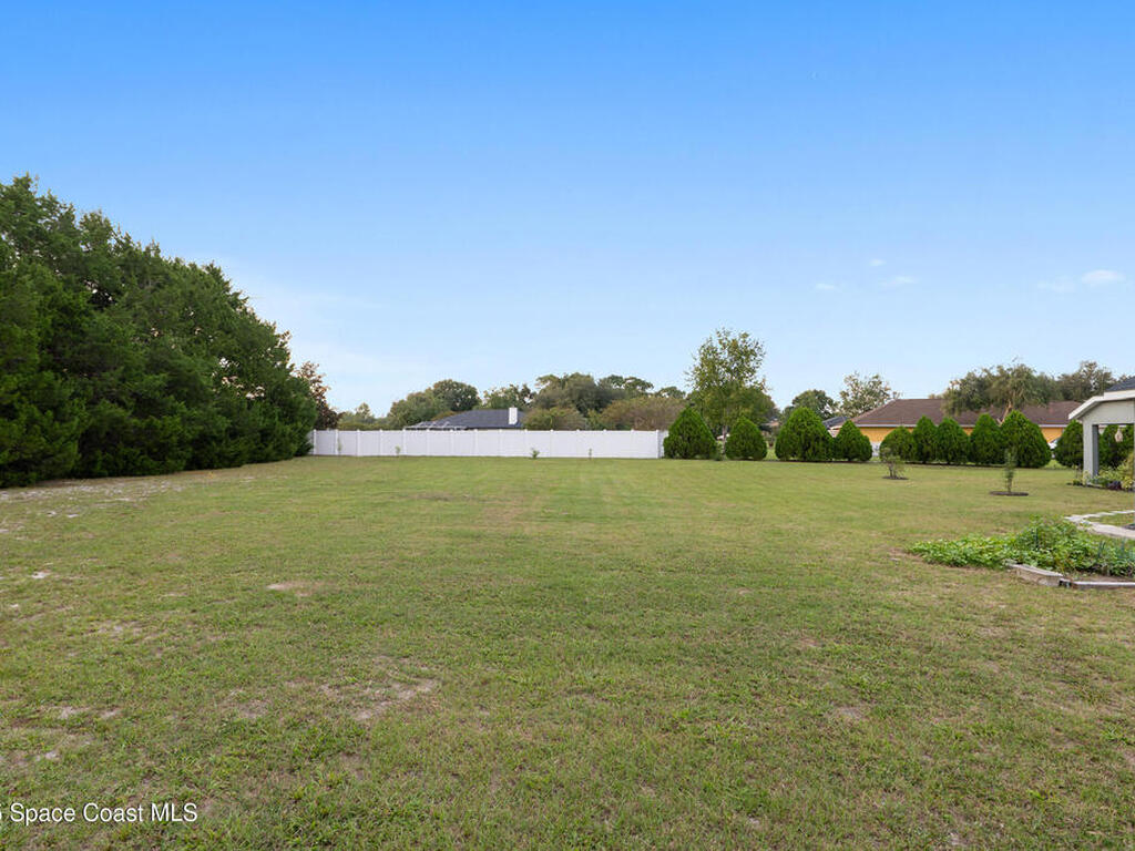 5450 NE 61st Avenue Road, Silver Springs, FL 34488