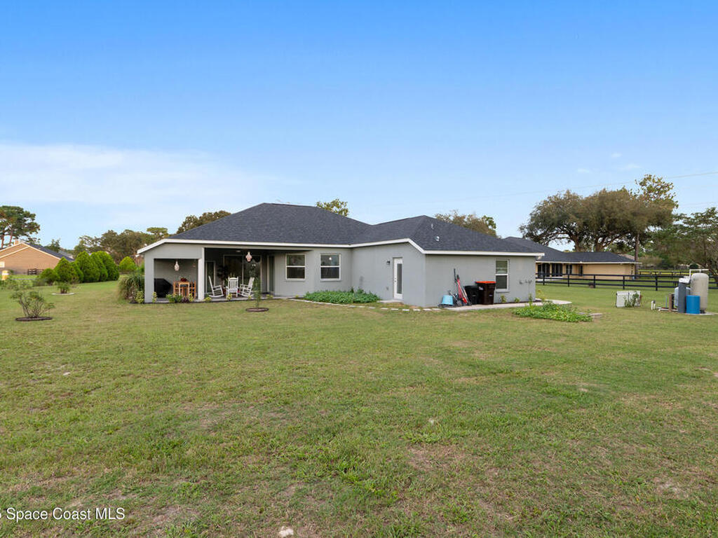 5450 NE 61st Avenue Road, Silver Springs, FL 34488