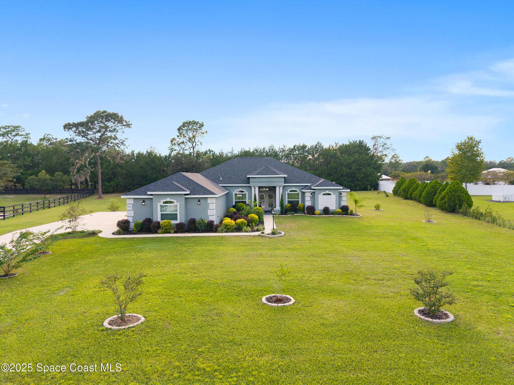 5450 NE 61st Avenue Road, Silver Springs, FL 34488