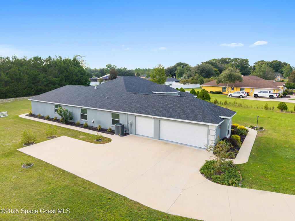 5450 NE 61st Avenue Road, Silver Springs, FL 34488