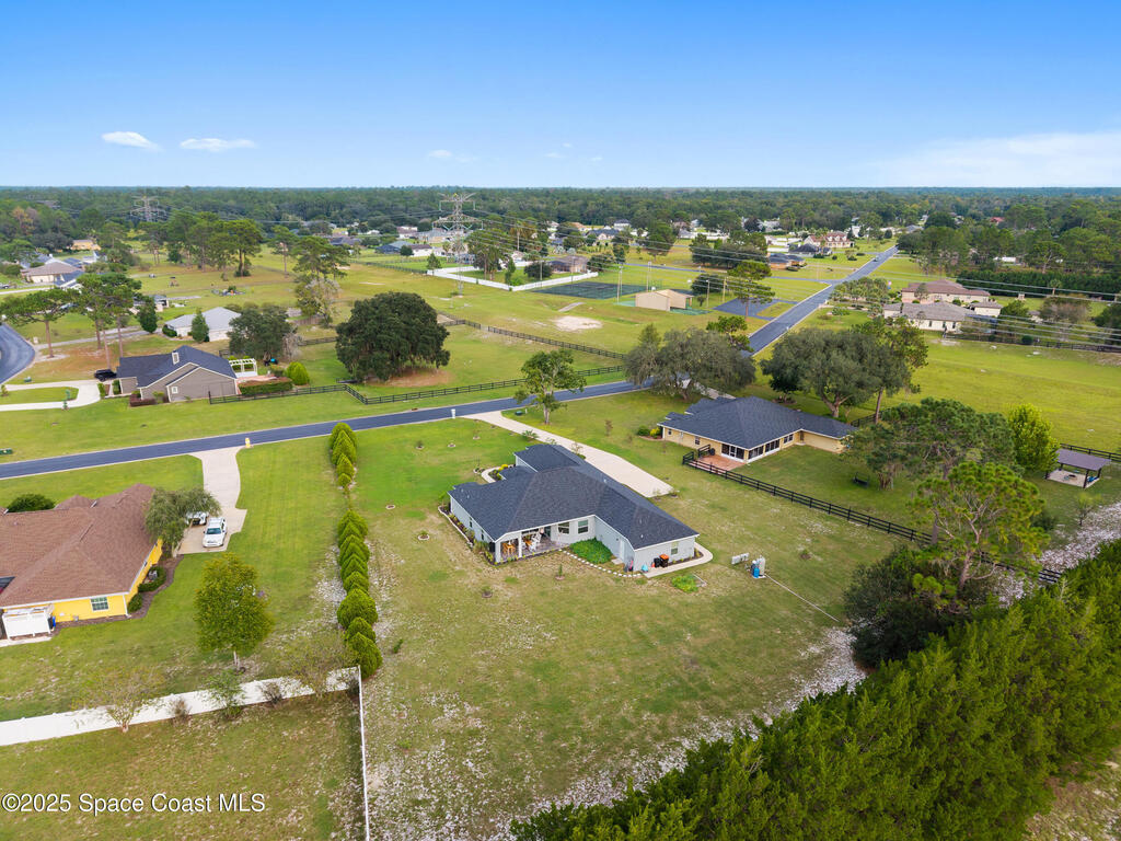 5450 NE 61st Avenue Road, Silver Springs, FL 34488