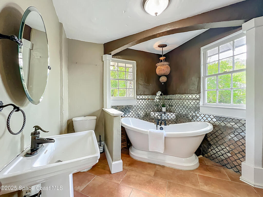 824 Indian River Avenue, Titusville, FL 32780