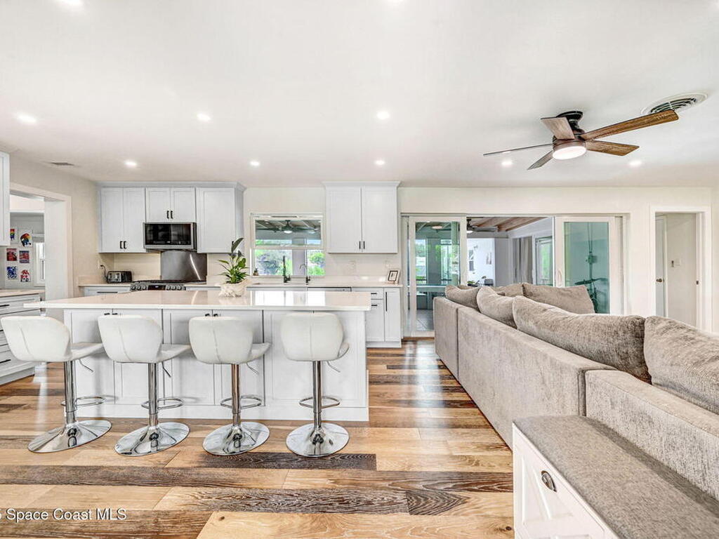 437 N Neptune Drive, Satellite Beach, FL 32937