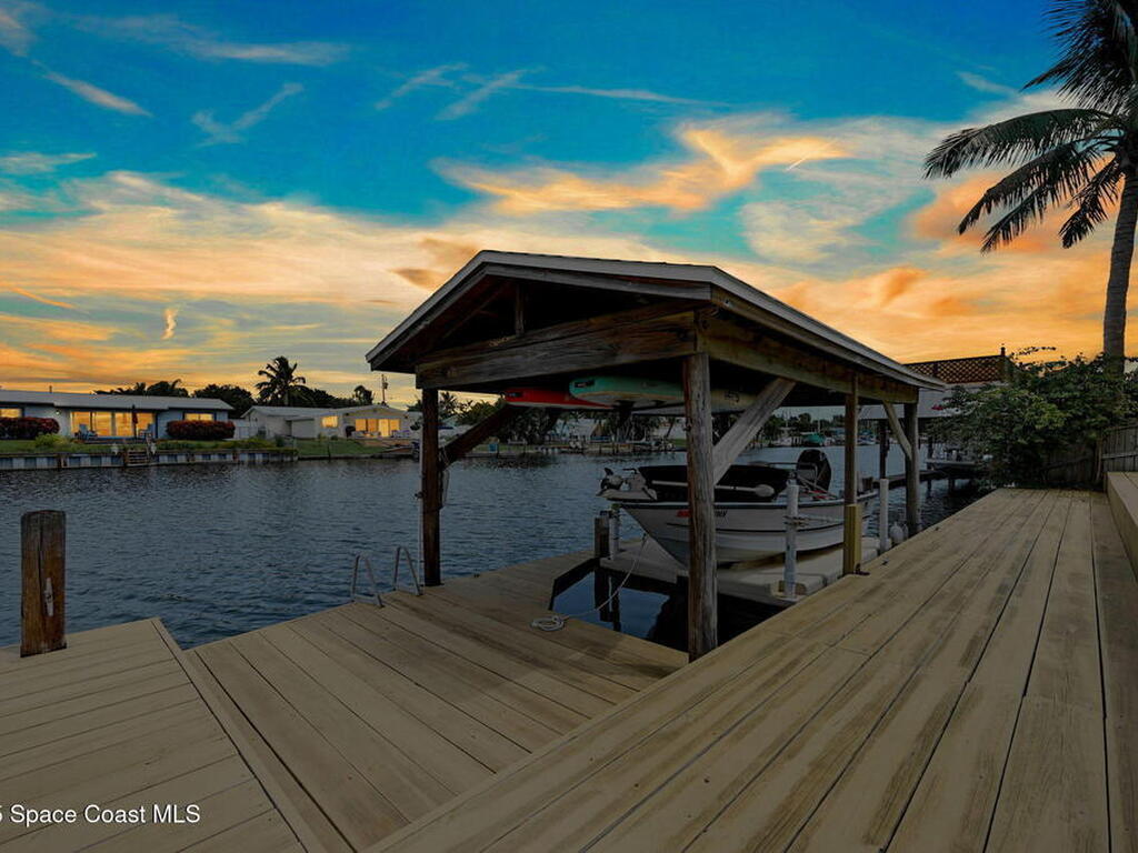 437 N Neptune Drive, Satellite Beach, FL 32937