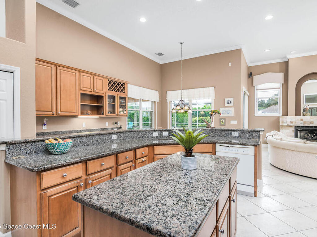 47 Highland Drive, Indialantic, FL 32903