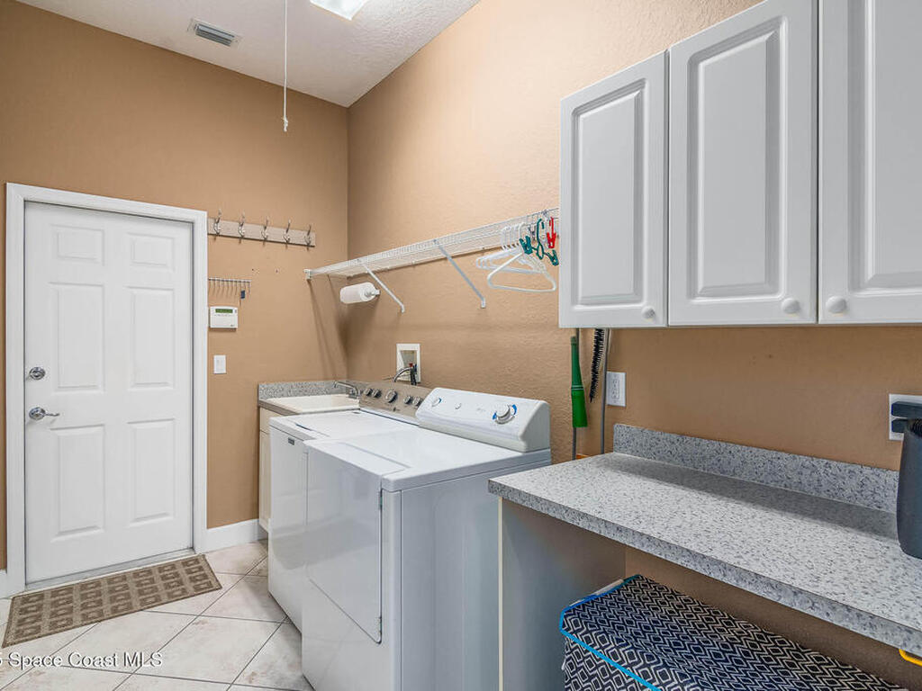 47 Highland Drive, Indialantic, FL 32903