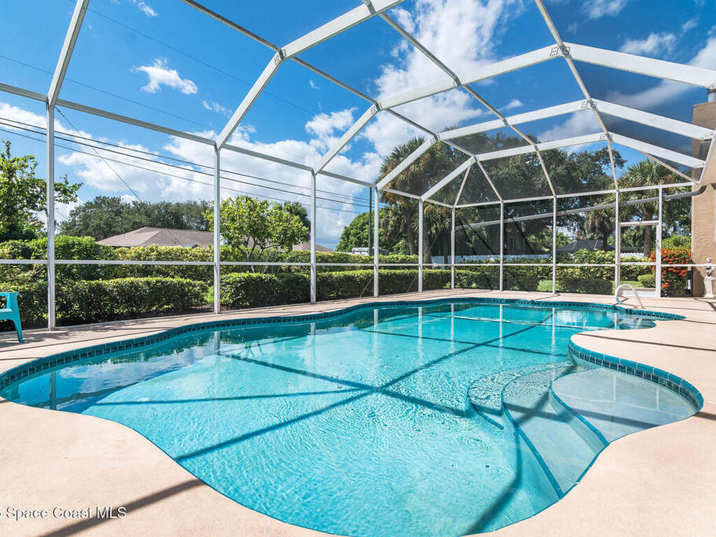 47 Highland Drive, Indialantic, FL 32903