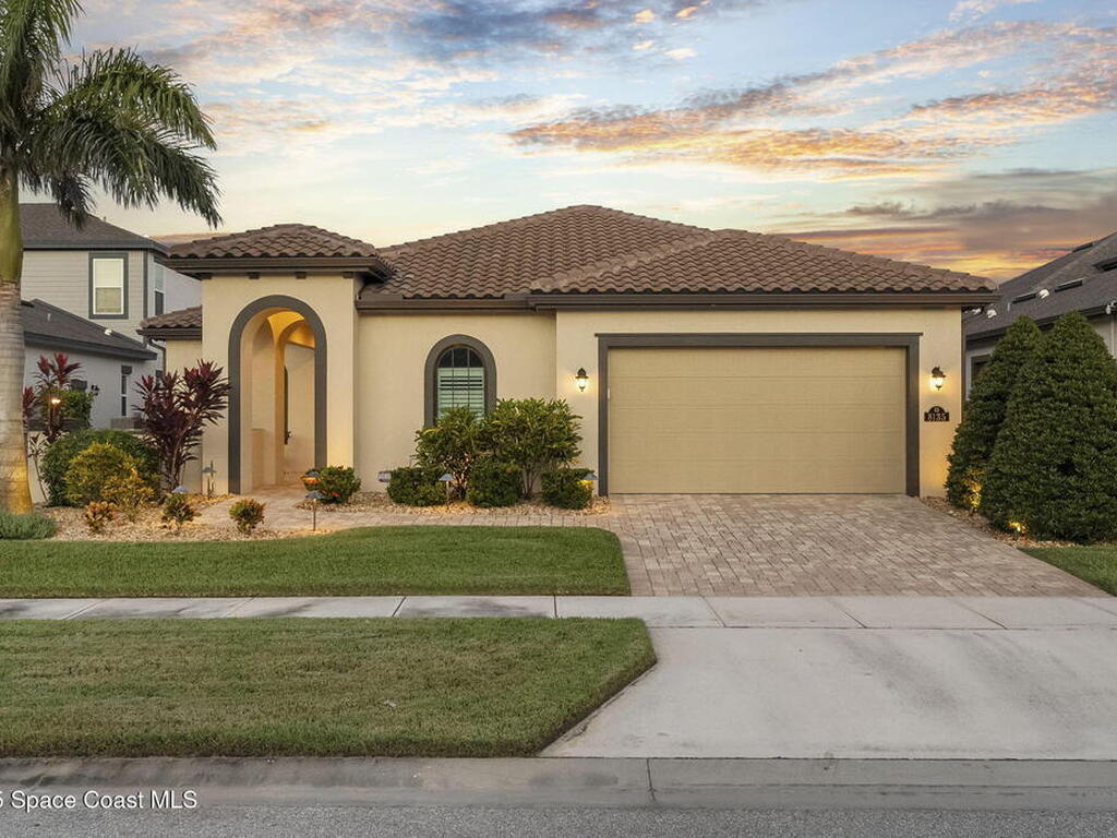 8135 Lyside Drive, Melbourne, FL 32940
