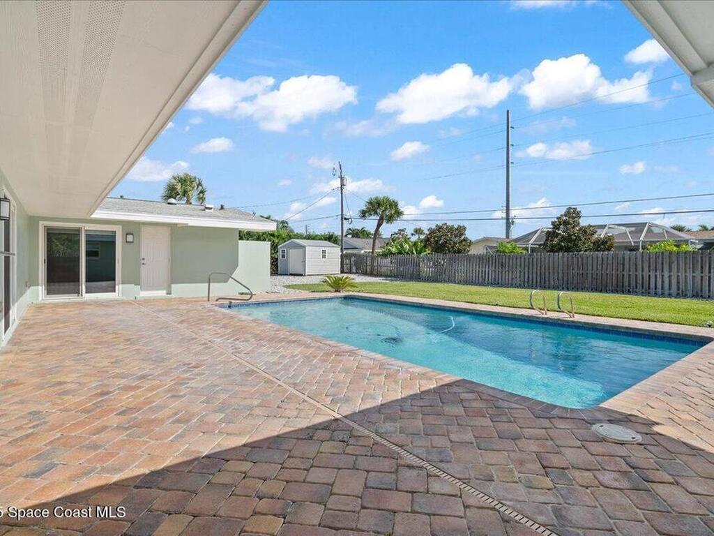 303 Hibiscus Trail, Melbourne Beach, FL 32951