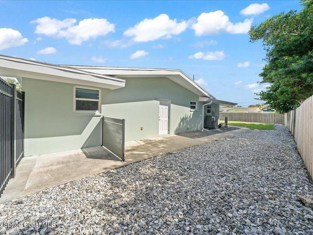 303 Hibiscus Trail, Melbourne Beach, FL 32951