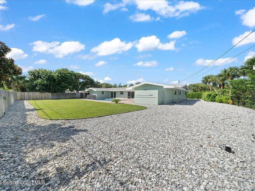 303 Hibiscus Trail, Melbourne Beach, FL 32951