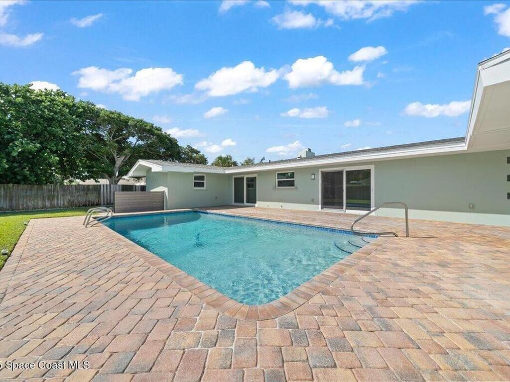 303 Hibiscus Trail, Melbourne Beach, FL 32951