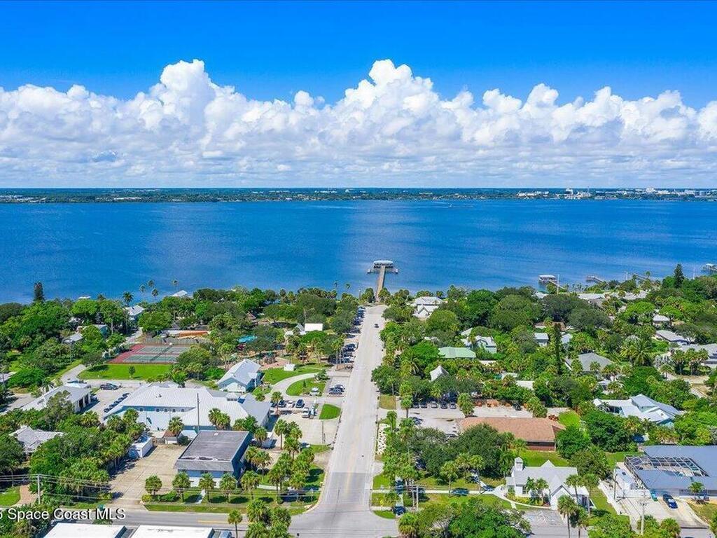 303 Hibiscus Trail, Melbourne Beach, FL 32951