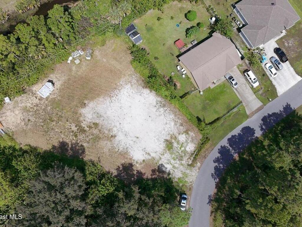 895 Tedder Road, Palm Bay, FL 32909