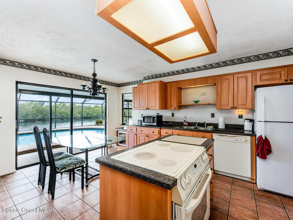 1635 Sandpiper Street, Merritt Island, FL 32952