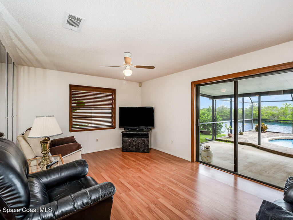 1635 Sandpiper Street, Merritt Island, FL 32952