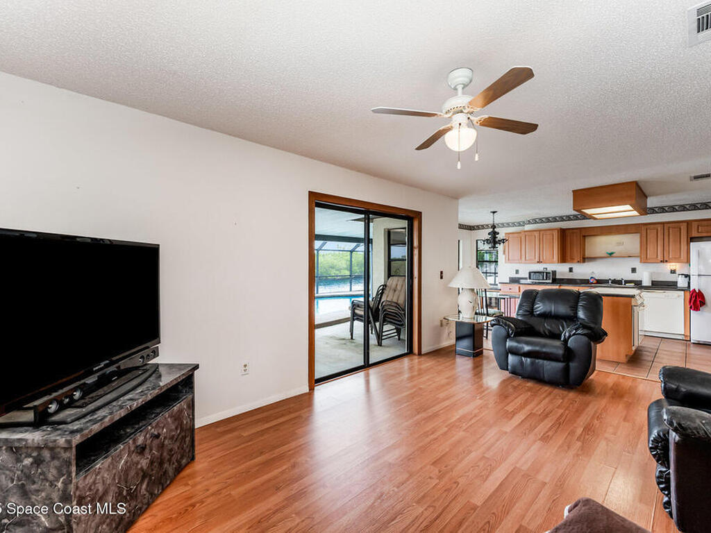 1635 Sandpiper Street, Merritt Island, FL 32952