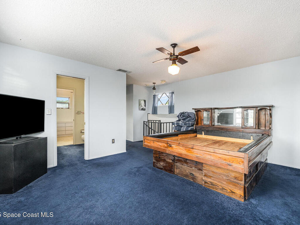 1635 Sandpiper Street, Merritt Island, FL 32952