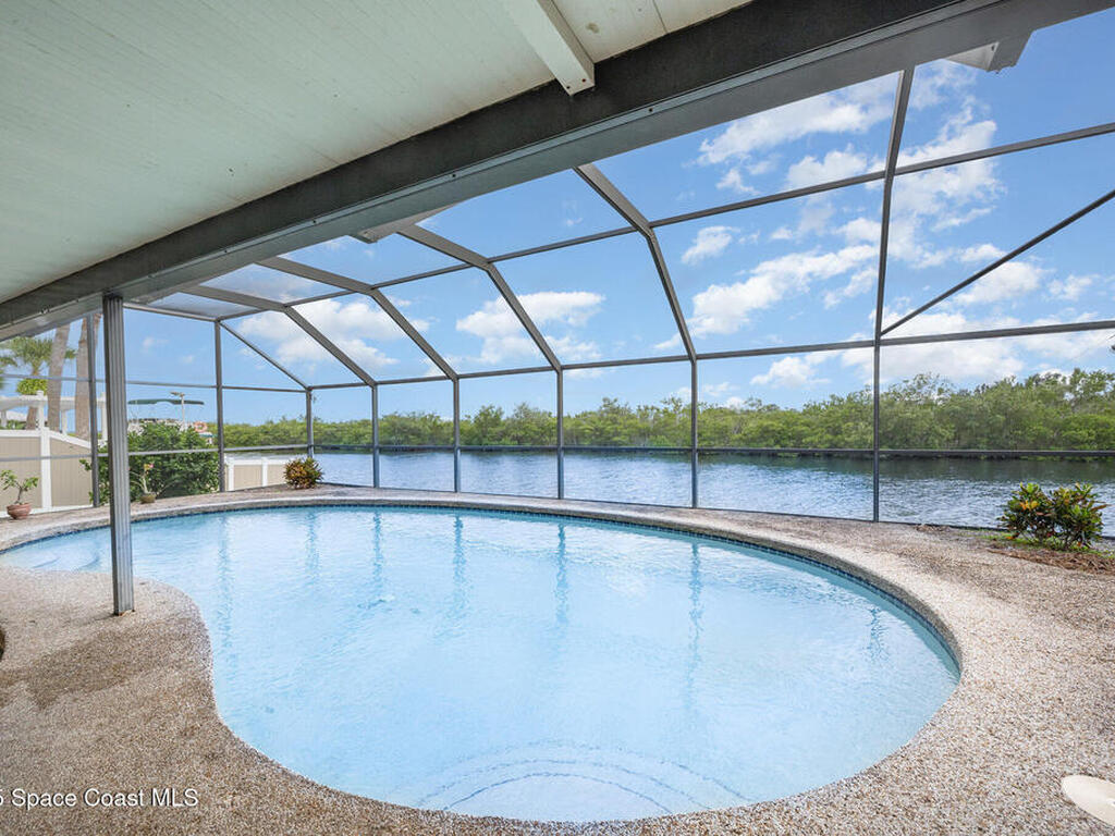 1635 Sandpiper Street, Merritt Island, FL 32952