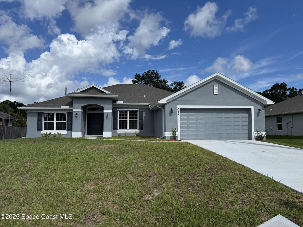 665 Rolling Hill Drive, Sebastian, FL 32958