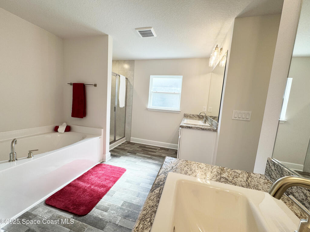 665 Rolling Hill Drive, Sebastian, FL 32958