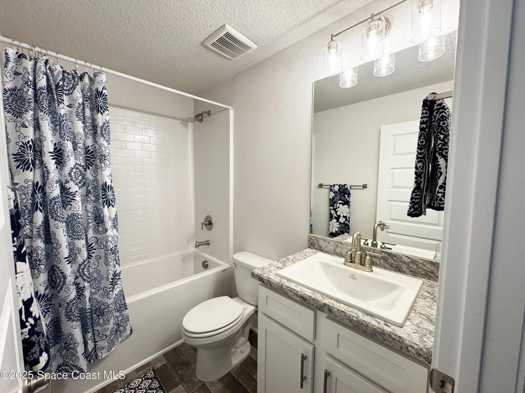 665 Rolling Hill Drive, Sebastian, FL 32958