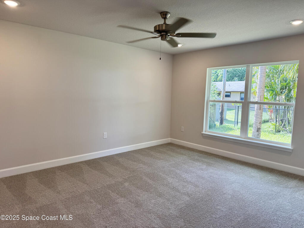 665 Rolling Hill Drive, Sebastian, FL 32958