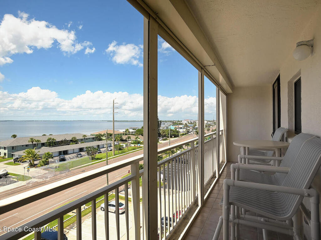 3219 S Atlantic Avenue, Cocoa Beach, FL 32931