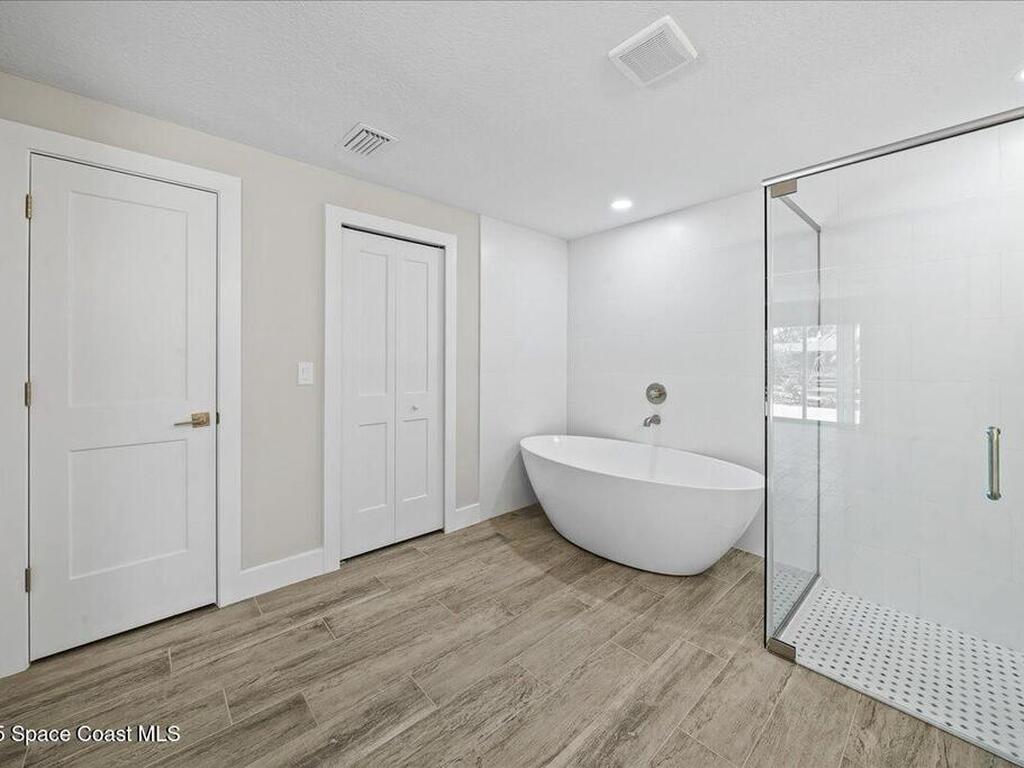 2060 Newfound Harbor Drive, Merritt Island, FL 32952