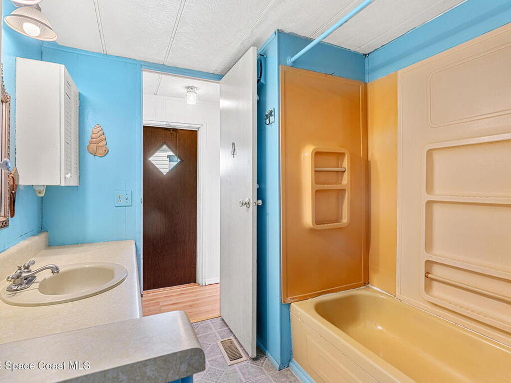 206 Liberty Lane, Melbourne Beach, FL 32951