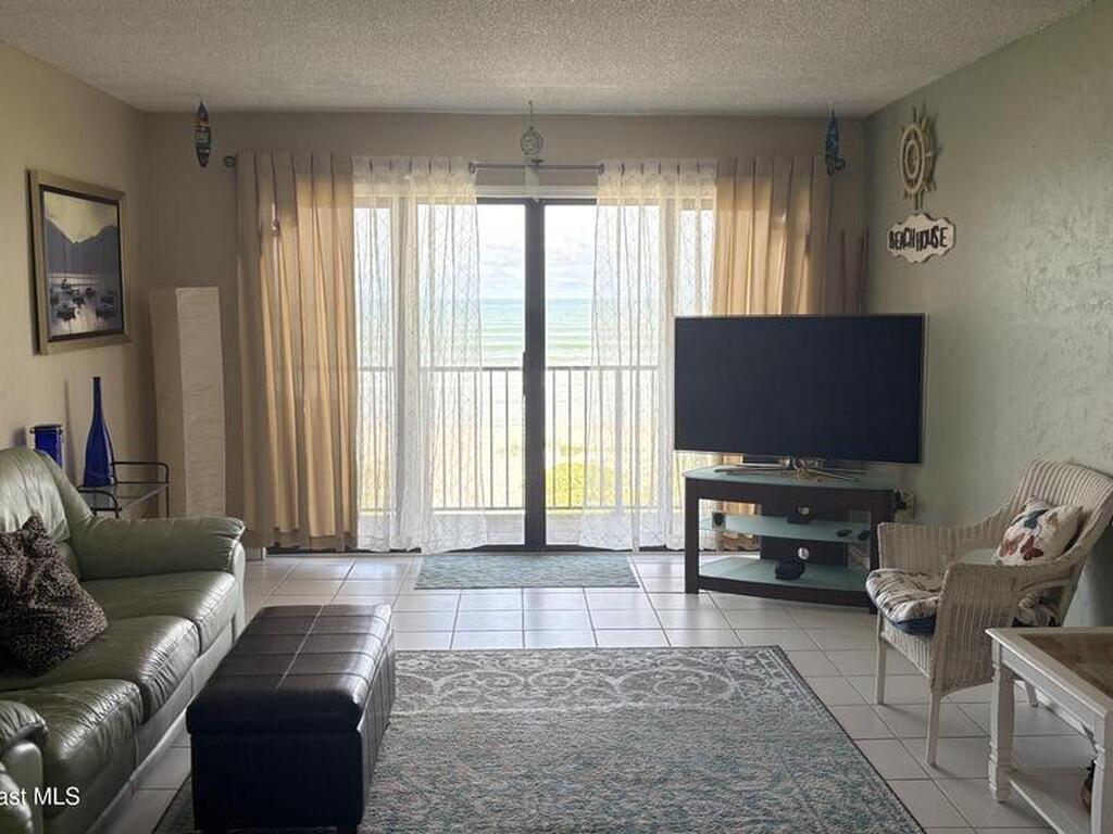 1251 S Atlantic Avenue, Cocoa Beach, FL 32931