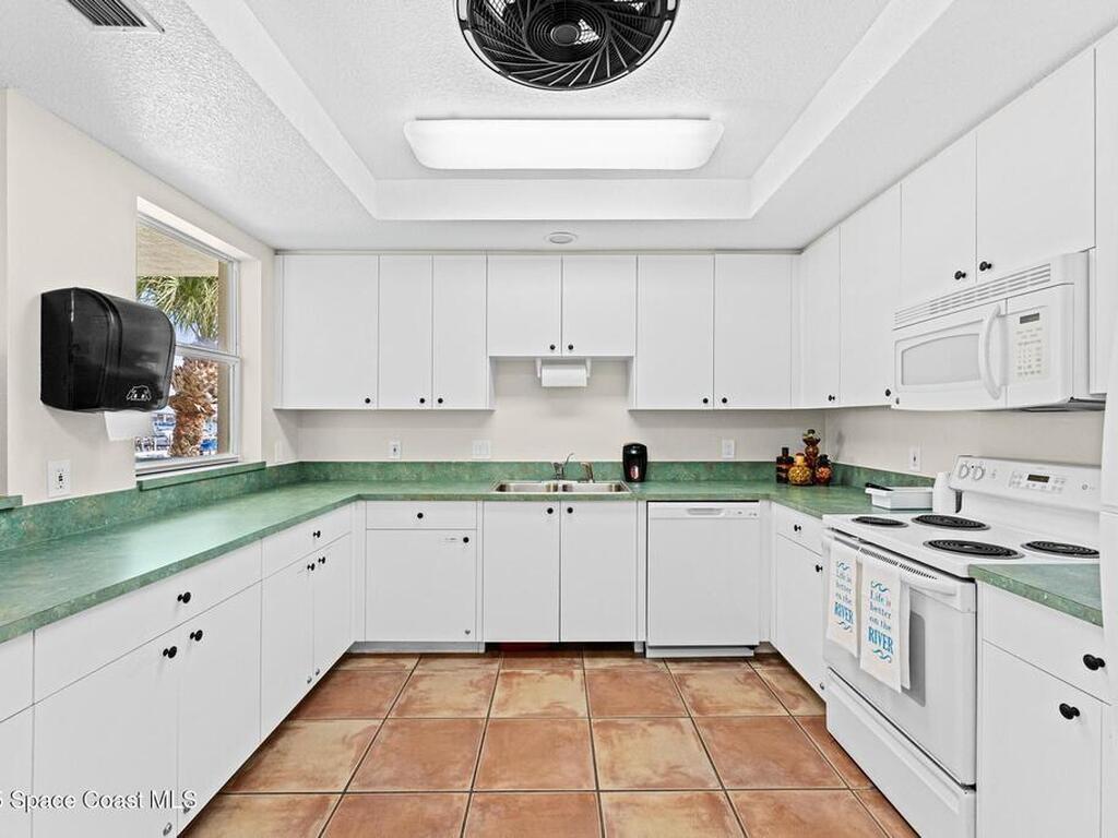 102 Riverside Drive, Cocoa, FL 32922