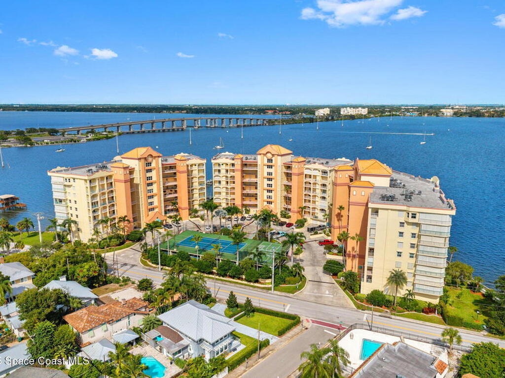 102 Riverside Drive, Cocoa, FL 32922